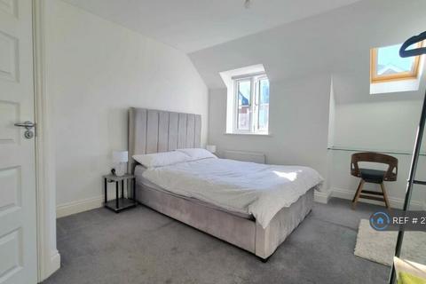 undefined, Jasmine Square, Woodley, Reading, RG5