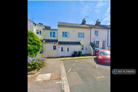 3 bedroom flat to rent, Elms Grove, Brighton, BN2