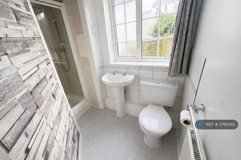 3 bedroom flat to rent, Elms Grove, Brighton, BN2