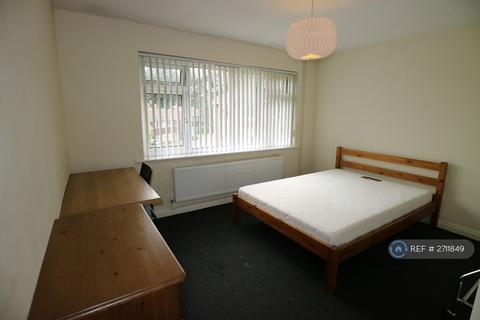 3 bedroom flat to rent, Shaftesbury Road, Canterbury, CT2