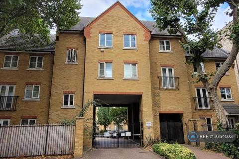 1 bedroom flat to rent, Turner Street, London, E16