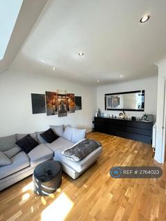 1 bedroom flat to rent, Turner Street, London, E16