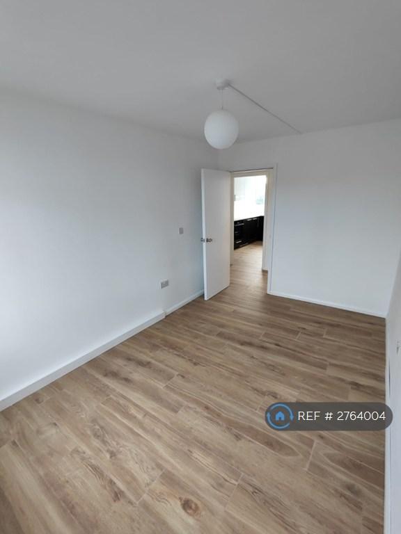 Bedroom 2 (Double)