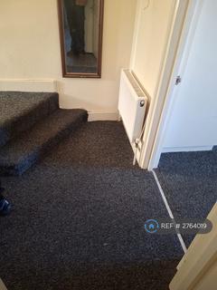 1 bedroom flat to rent, Gilbey Road, London, SW17