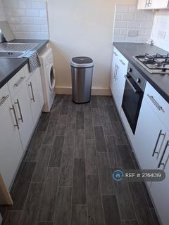 1 bedroom flat to rent, Gilbey Road, London, SW17