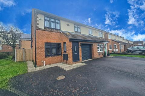 3 bedroom semi-detached house for sale, Elmcroft, Darlington