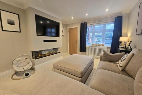 3 bedroom semi-detached house for sale, Elmcroft, Darlington