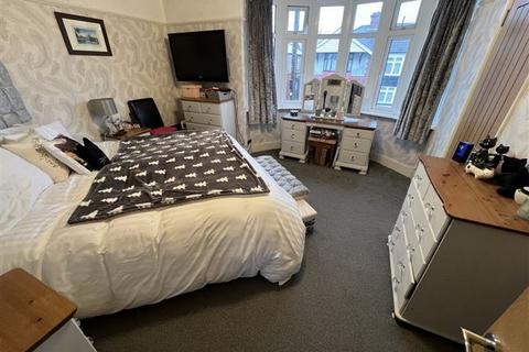 3 bedroom end of terrace house for sale, Hawthorn Crescent, Portsmouth PO6