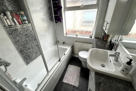 3 bedroom end of terrace house for sale, Hawthorn Crescent, Portsmouth PO6