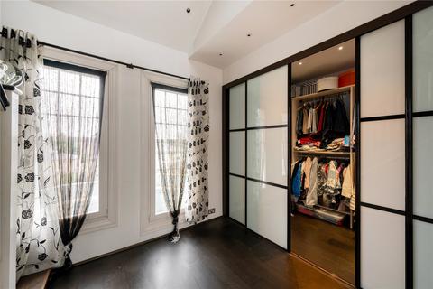 4 bedroom end of terrace house for sale, Upper Richmond Road, London