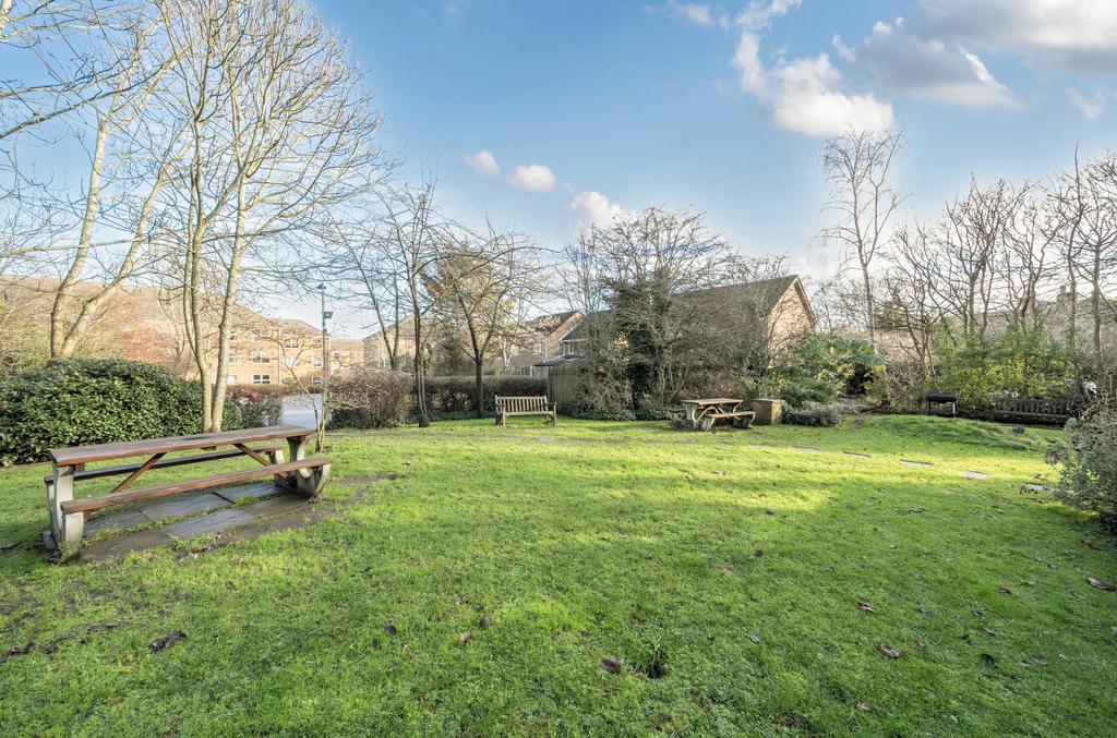 1397727-2-696a48a...