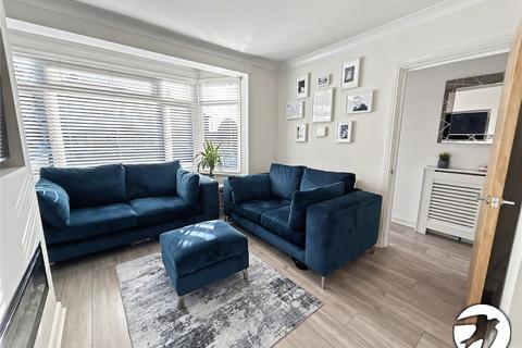 3 bedroom terraced house for sale, Somerset Avenue, South Welling, Kent, DA16