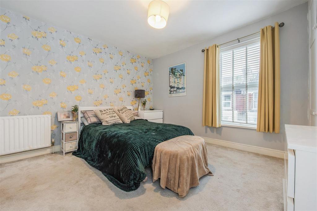 Master Bedroom.jpg