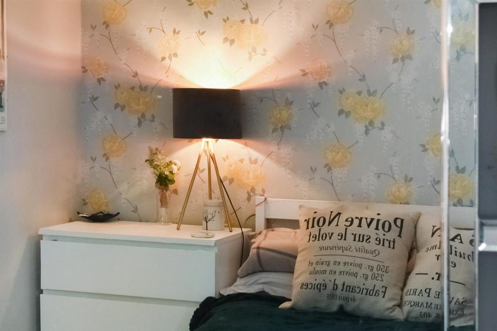 Bedroom Lamp.jpg