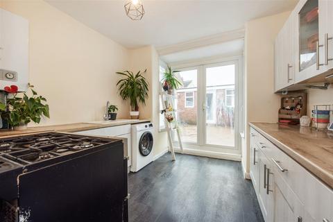 2 bedroom terraced house for sale, Highgate Road, Portsmouth