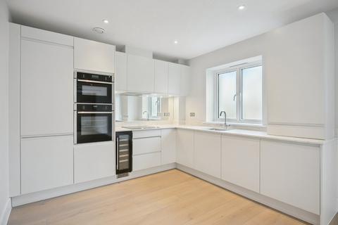 1 bedroom flat for sale, Packhorse Road, Gerrards Cross, Buckinghamshire