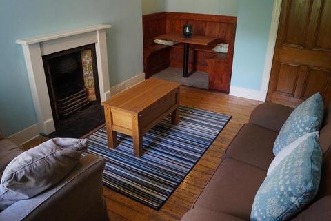 undefined, Jamaica Street, first floor left, AB25