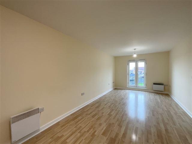 Open plan lounge/kitchen