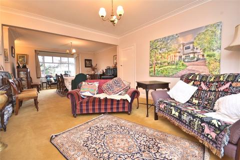 undefined, Whinmoor Gardens, Leeds, West Yorkshire