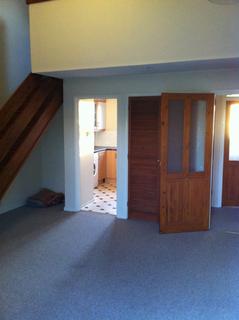 1 bedroom flat to rent, Maiden Place, Lower Earley, RG6 3HA