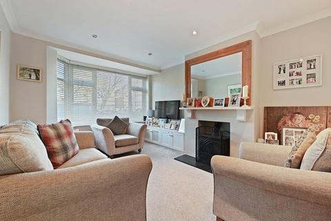 undefined, Oulton Crescent, Potters Bar