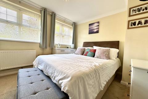 1 bedroom bungalow to rent, The Hoo, Harlow, Essex, CM17