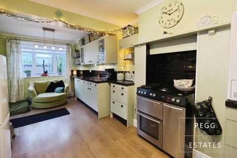 3 bedroom terraced house for sale, Forest Road, Torquay