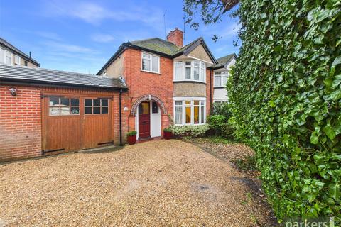 undefined, Whitegates Lane, Reading RG6