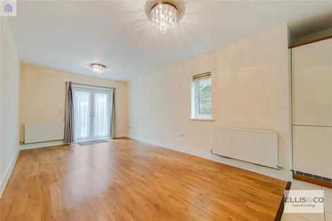 undefined, Golden Manor, London, W7