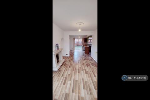 3 bedroom semi-detached house to rent, Havencrest Drive, Leicester, LE5