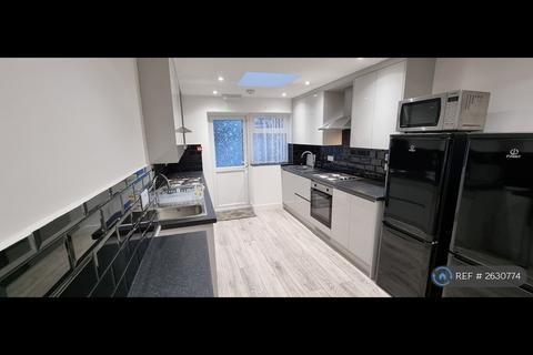 undefined, Doncaster Drive, Northolt London, UB5