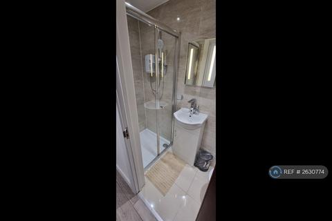 undefined, Doncaster Drive, Northolt London, UB5