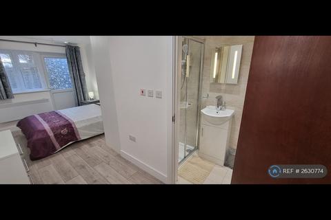 undefined, Doncaster Drive, Northolt London, UB5