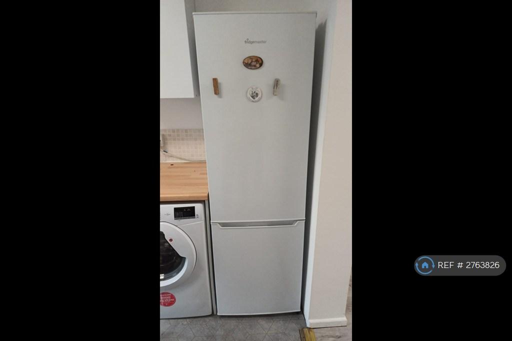 New Fridge-Freezer