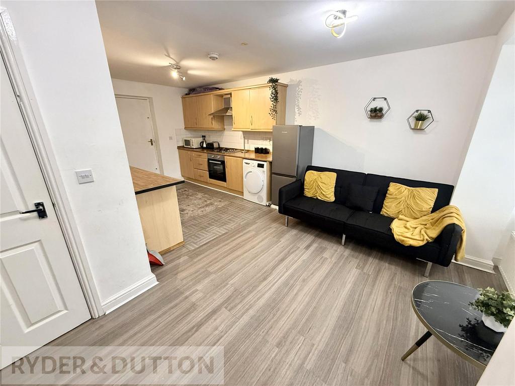 Lounge/Kitchen