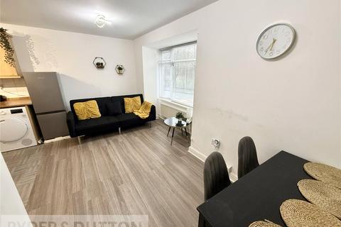 3 bedroom end of terrace house to rent, Woodlands Road, Manchester, Greater Manchester, M8