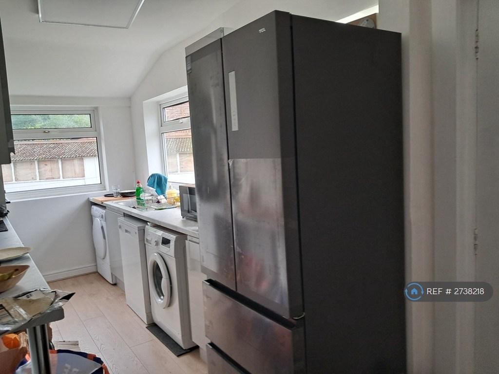 Communal Kitchen
