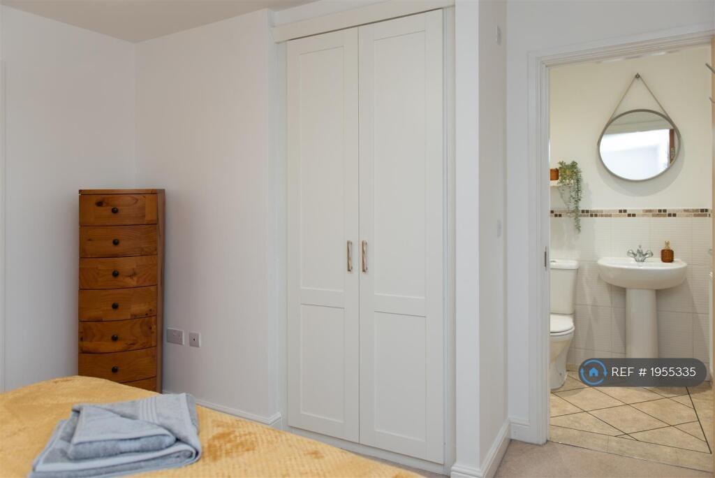 Bathroom 2