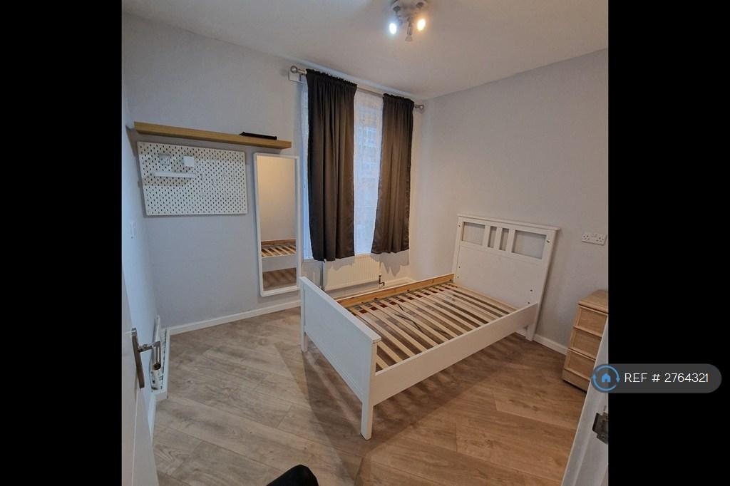 Double Bedroom 3
