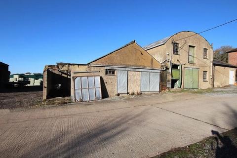 Warehouse to rent, Bayleys Hl Sevenoaks TN14 6NA