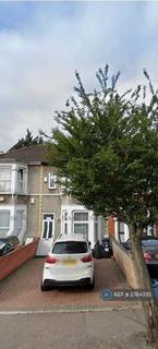 3 bedroom terraced house to rent, Northbrook Road, Ilford, IG1