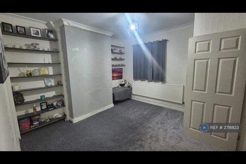 2 bedroom terraced house to rent, Winn Street, Scunthorpe, DN16