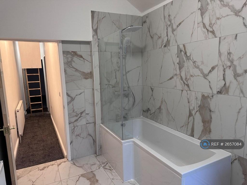 Bath Tub