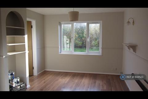 2 bedroom flat to rent, Euston Grove, Ringwood, BH24