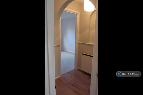 2 bedroom flat to rent, Euston Grove, Ringwood, BH24