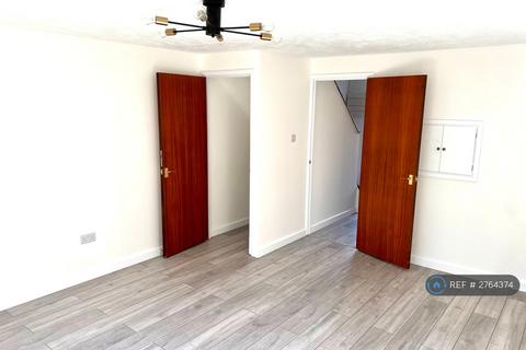 undefined, Myrna Close, London, SW19