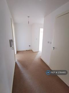 1 bedroom flat to rent, Odeon Parade, London, SE9