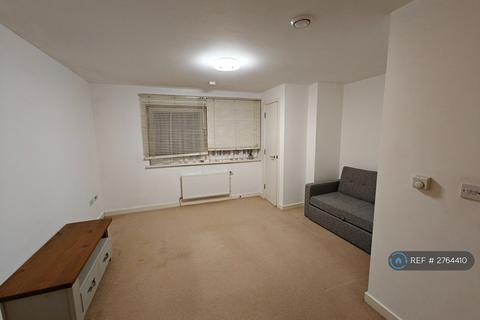 1 bedroom flat to rent, Odeon Parade, London, SE9