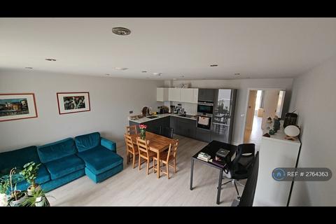 2 bedroom flat to rent, Great Northern Road, Cambridge, CB1