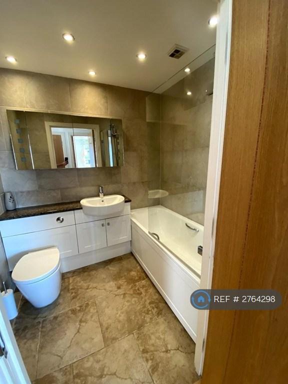 Main Bathroom